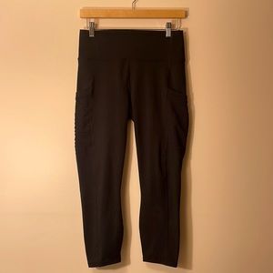 Fabletics Power Hold Crop Legging | Size Medium